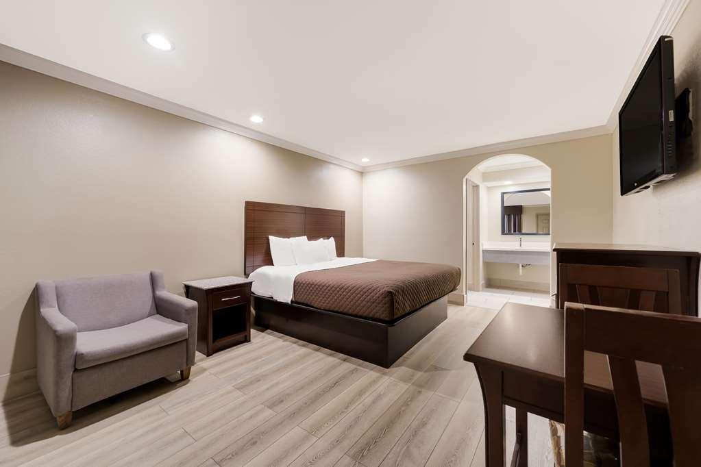 Americas Best Value Inn Houston Heights At I-45 Стая снимка